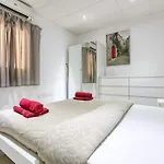 Apartment Stunning View, Seafront, 2bedroom