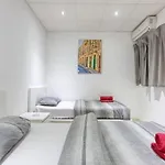 Apartment Stunning View, Seafront, 2bedroom *
