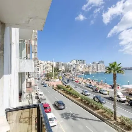 Stunning View, Seafront, 2bedroom * Sliema