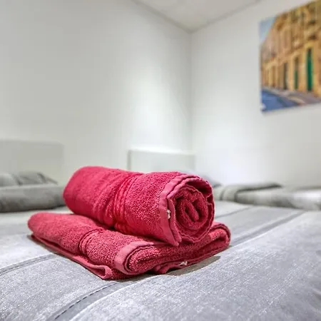 Stunning View, Seafront, 2bedroom Apartament