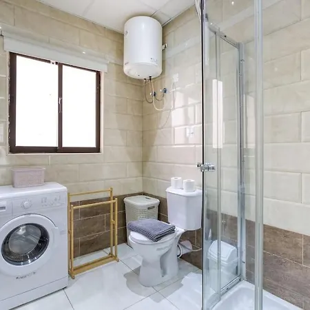 Stunning View, Seafront, 2bedroom