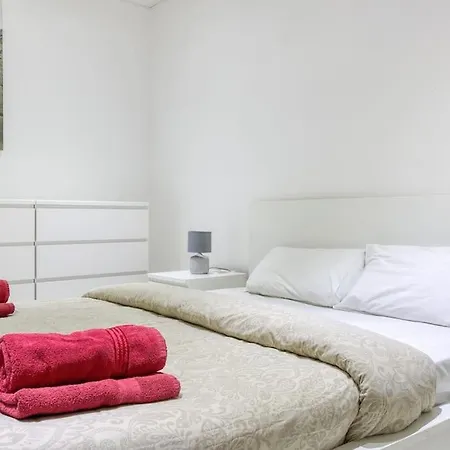 Stunning View, Seafront, 2bedroom