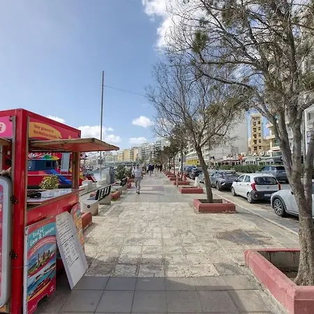 Apartman Stunning View, Seafront, 2bedroom Sliema