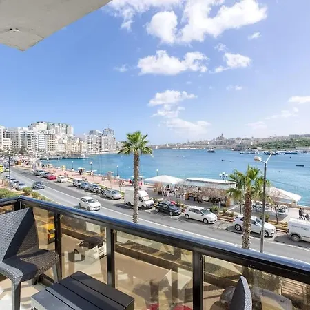 Stunning View, Seafront, 2bedroom Apartment Sliema