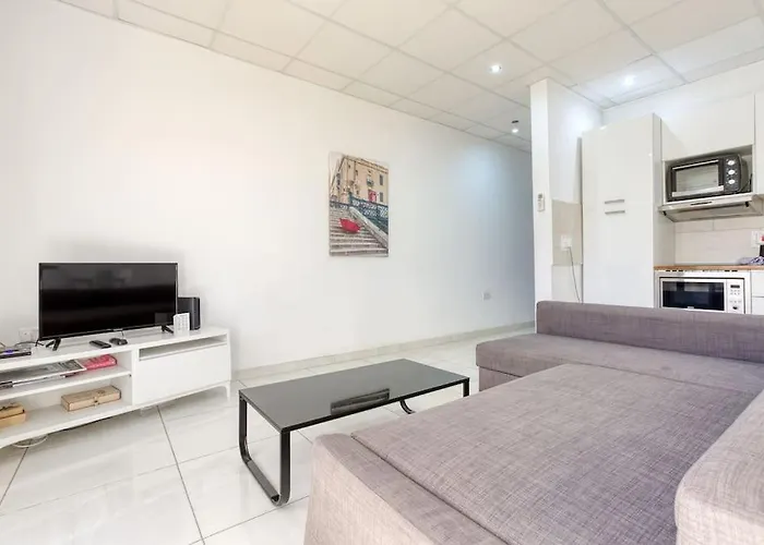 Stunning View, Seafront, 2bedroom Διαμέρισμα *