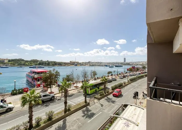Stunning View, Seafront, 2bedroom Sliema
