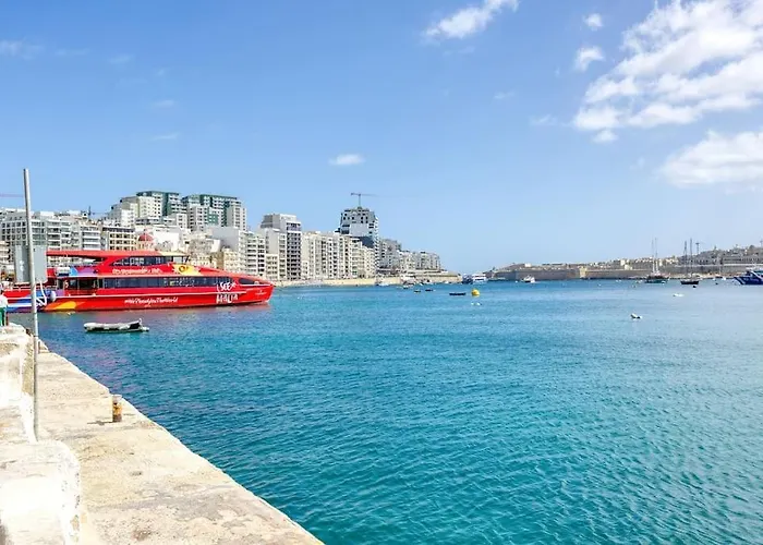 Stunning View, Seafront, 2bedroom